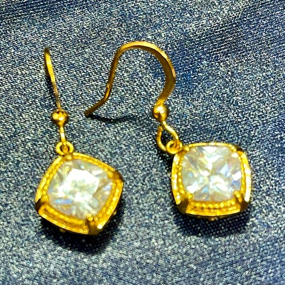 Bold double chain statement necklace w/ crystal and matched earrings -- Niquea.d - Picture 16 of 16